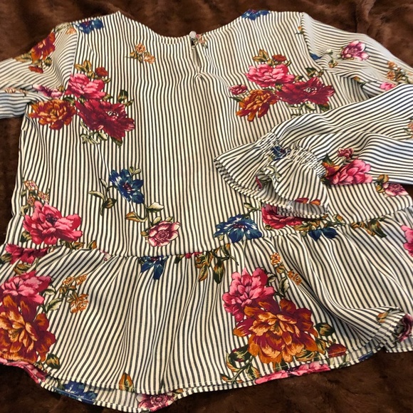 A. Byer Floral Striped Long Sleeved Blouse - Picture 3 of 6